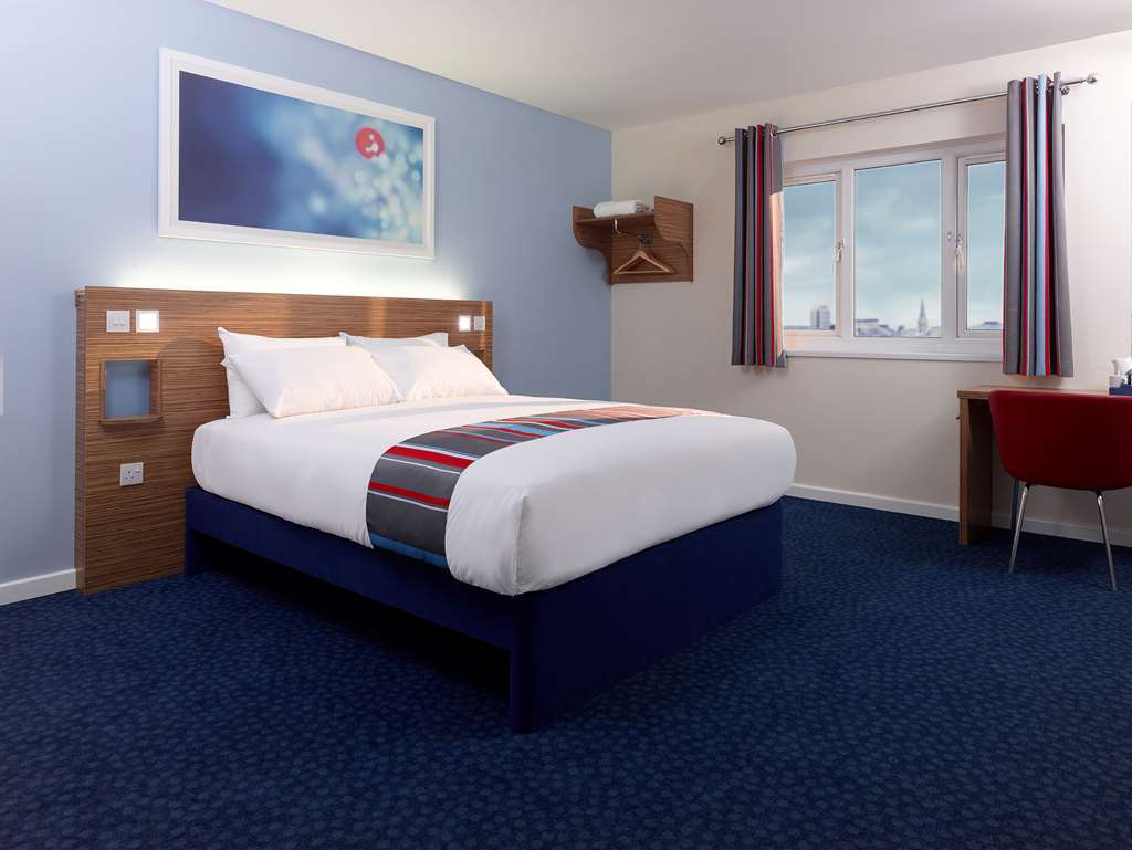 Travelodge Nottingham Riverside Δωμάτιο φωτογραφία
